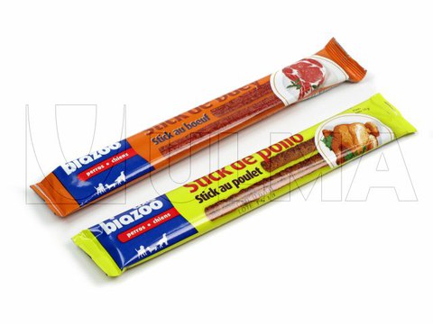 Упаковка корма для животных на флоу-паке