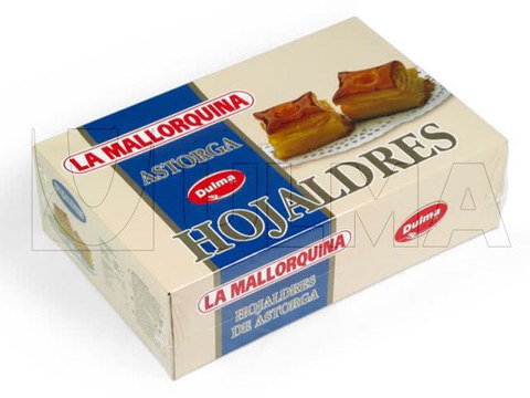 Упаковка выпечки в коробке в термоусадочную пленку на флоупаке