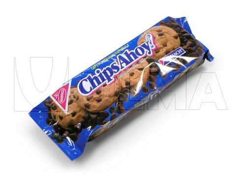 Упаковка печенья в лотке на флоу-паке