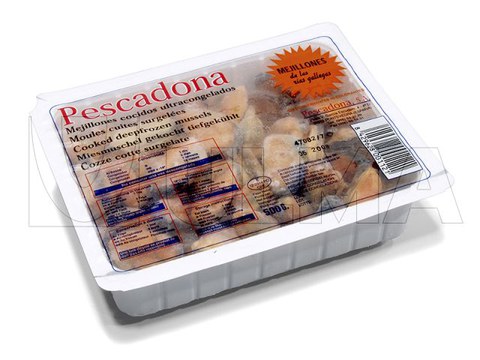 Упаковка замороженных вареных мидий на термоформере